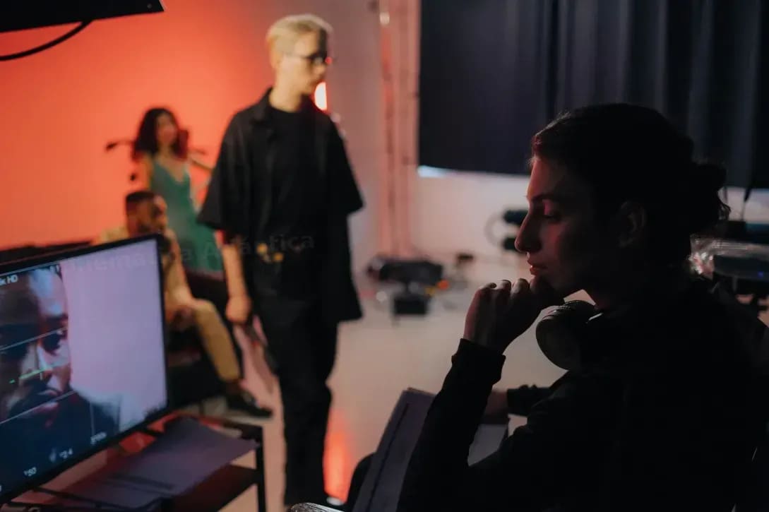 De la idea al set: cómo convertir un guion en una experiencia cinematográfica
